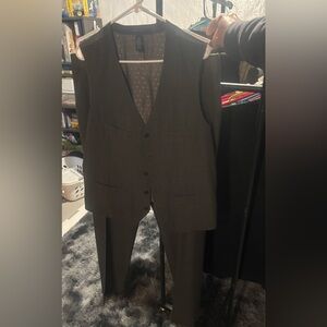 Perry Ellis Suit Vest and Trouser Set